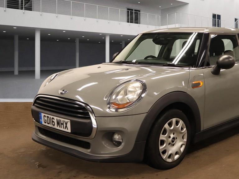 MINI Hatch 1.2 One Hatchback 5dr Petrol Auto Euro 6 (s/s) (102 ps)