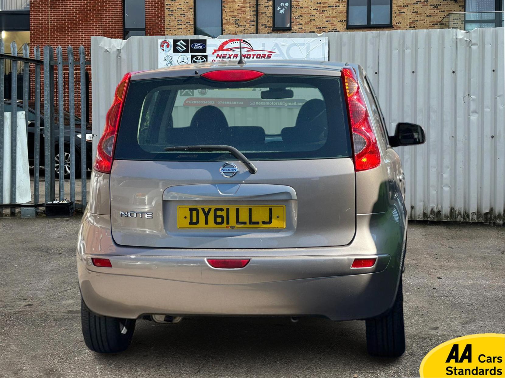 Nissan Note 1.6 16V n-tec Hatchback 5dr Petrol Auto Euro 5 (110 ps)
