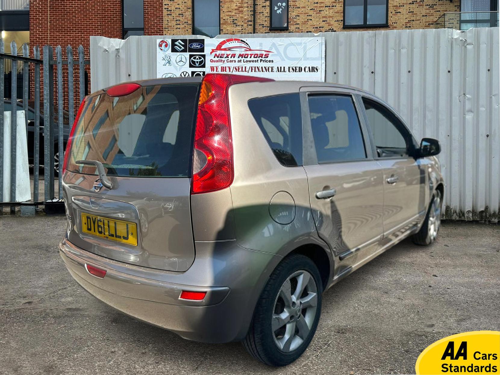 Nissan Note 1.6 16V n-tec Hatchback 5dr Petrol Auto Euro 5 (110 ps)