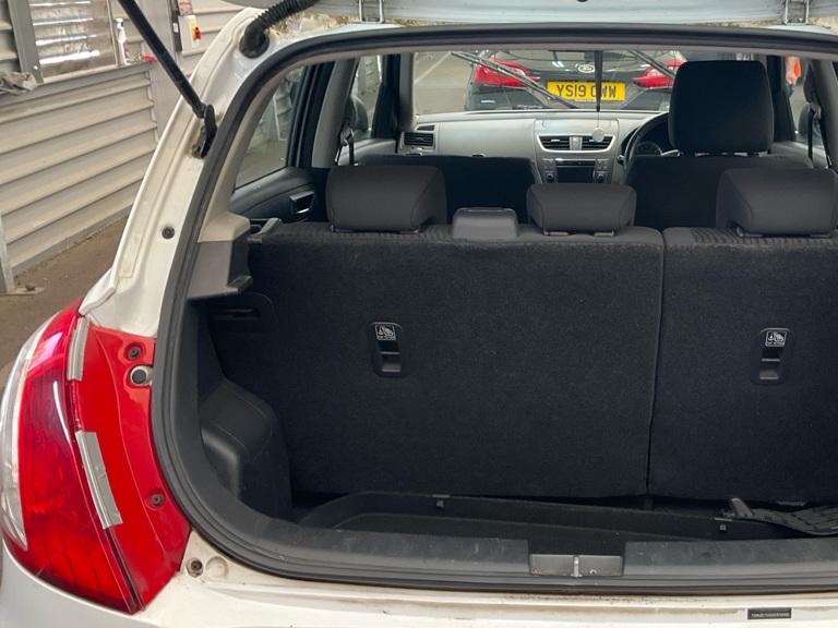 Suzuki Swift 1.2 SZ2 Hatchback 5dr Petrol Manual Euro 5 (94 ps)