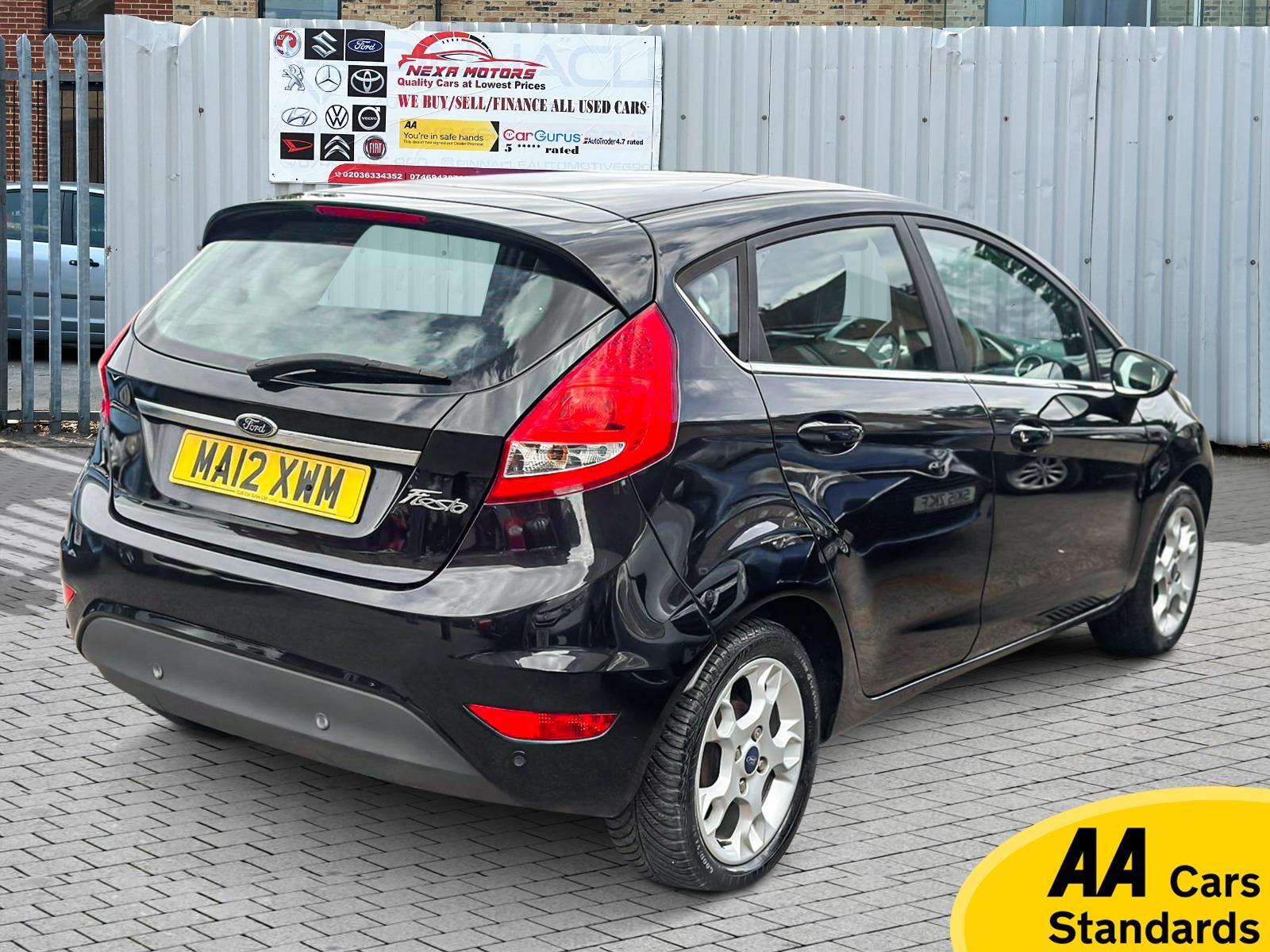 Ford Fiesta 1.4 Zetec Hatchback 5dr Petrol Automatic (154 g/km, 94 bhp)