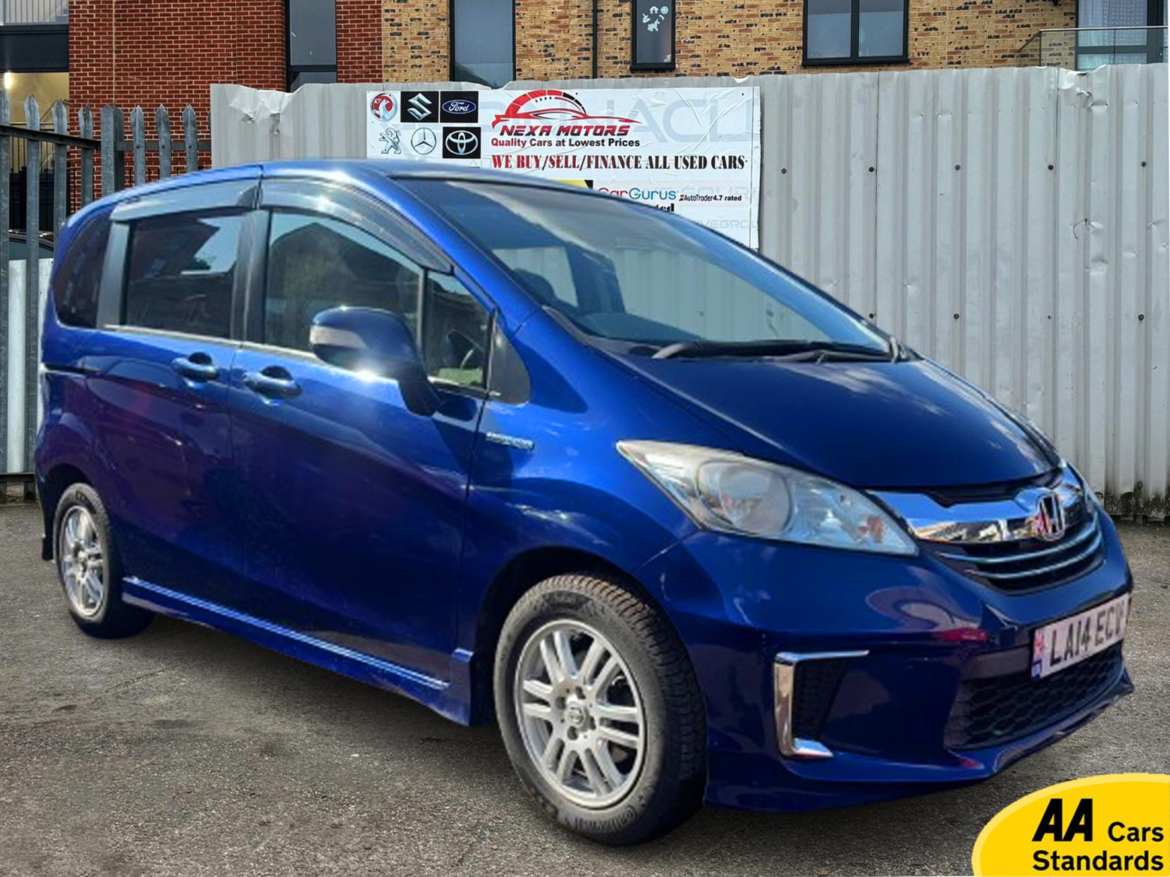 Honda Freed 1.5 i-VTEC ES Plus Hatchback 5dr Petrol CVT Euro 5 (99 ps) 1.5 H IMA 5dr Petrol Hybrid 2014