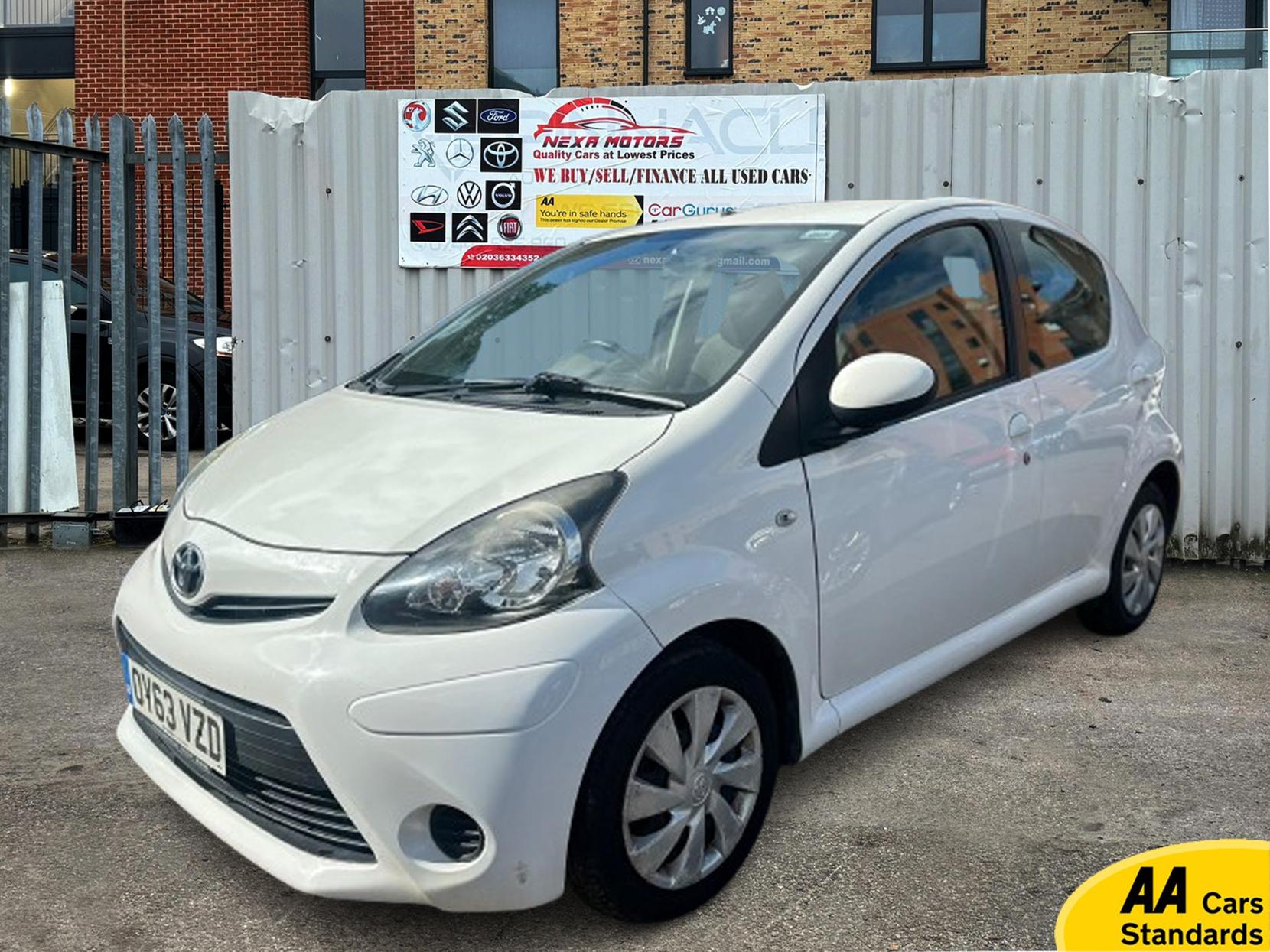 Toyota AYGO 1.0 VVT-i Move Hatchback 5dr Petrol MultiMode Euro 5 (68 ps)