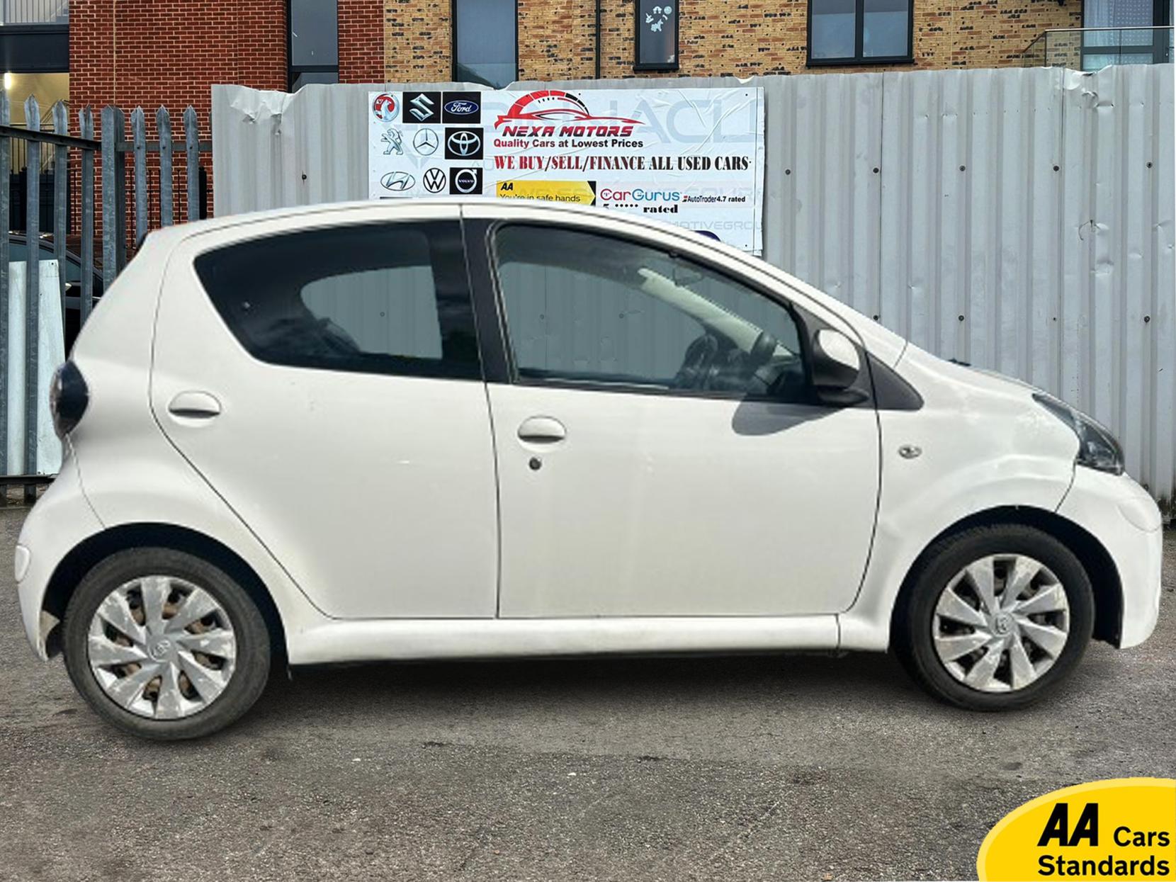 Toyota AYGO 1.0 VVT-i Move Hatchback 5dr Petrol MultiMode Euro 5 (68 ps)