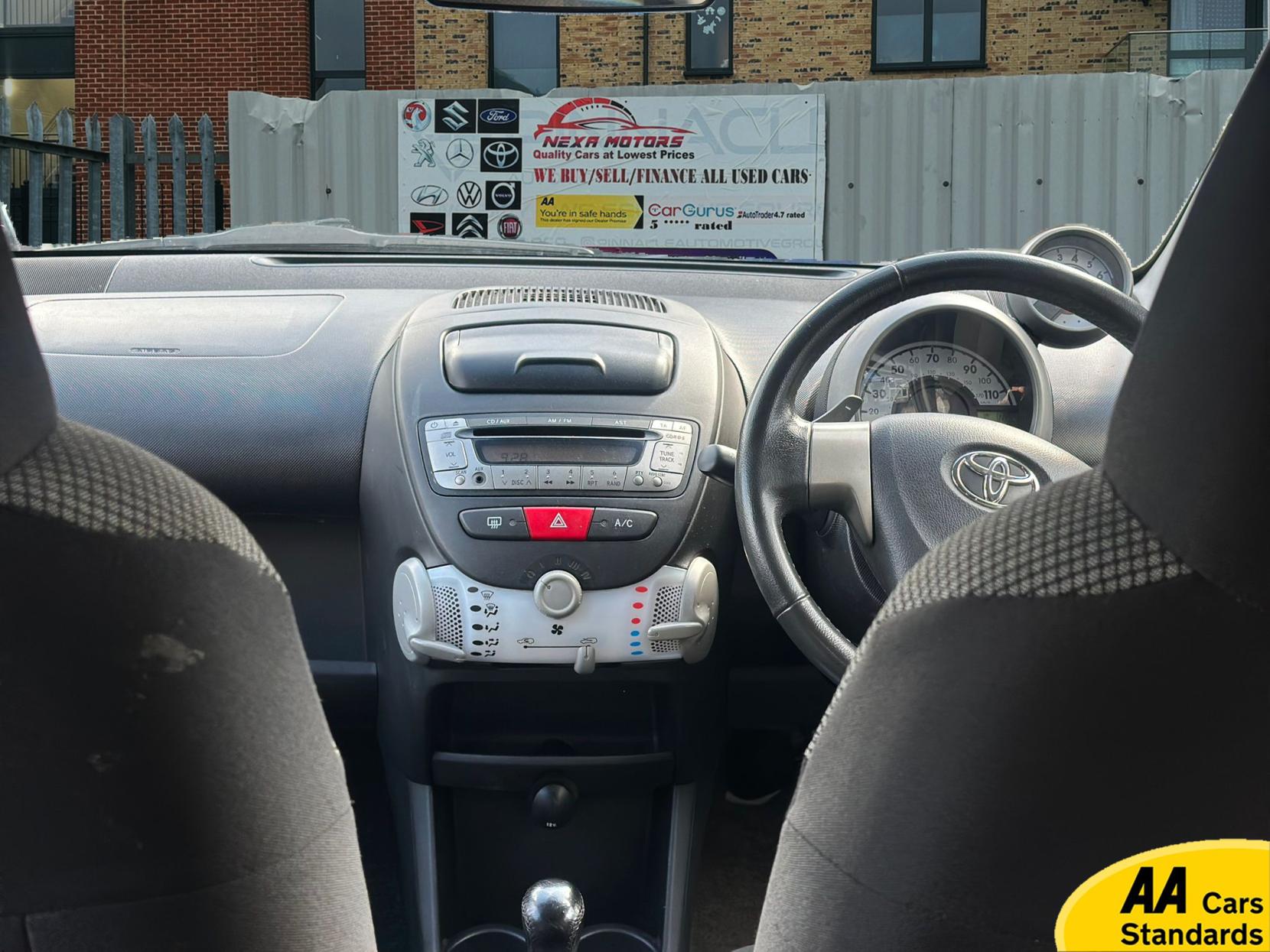 Toyota AYGO 1.0 VVT-i Move Hatchback 5dr Petrol MultiMode Euro 5 (68 ps)