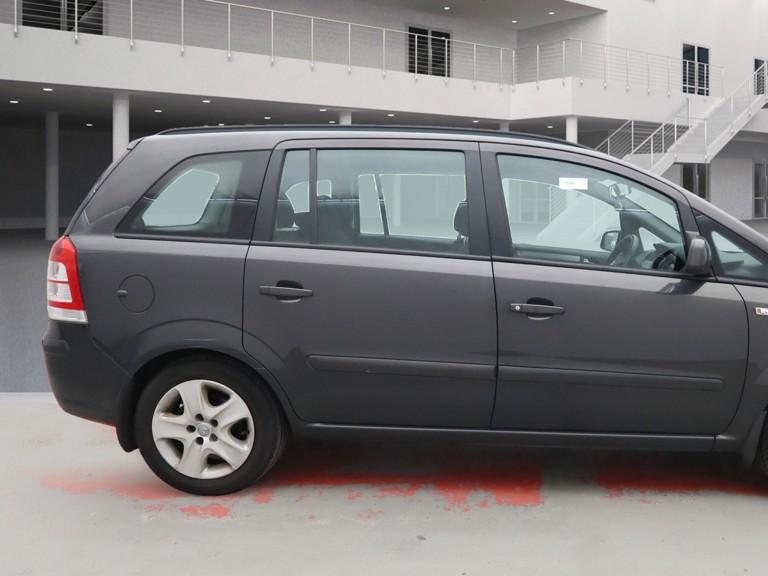 Vauxhall Zafira 1.6 16V Exclusiv MPV 5dr Petrol Manual Euro 5 (115 ps)