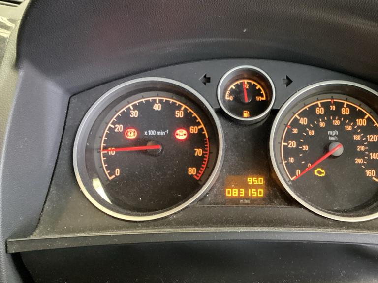 Vauxhall Zafira 1.6 16V Exclusiv MPV 5dr Petrol Manual Euro 5 (115 ps)