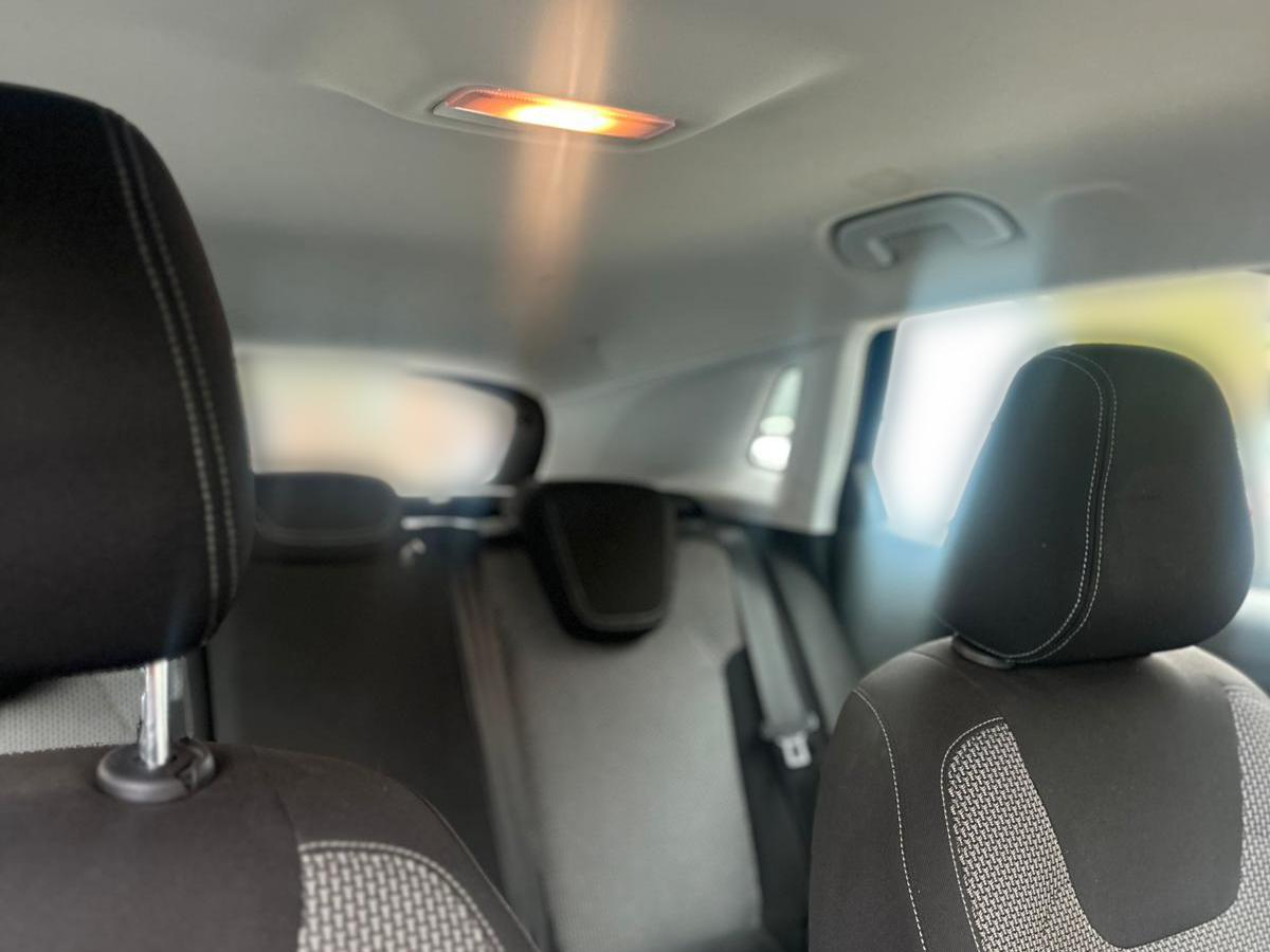 Vauxhall Grandland X 1.2 Turbo GPF SE SUV 5dr Petrol Manual Euro 6 (s/s) (130 ps)