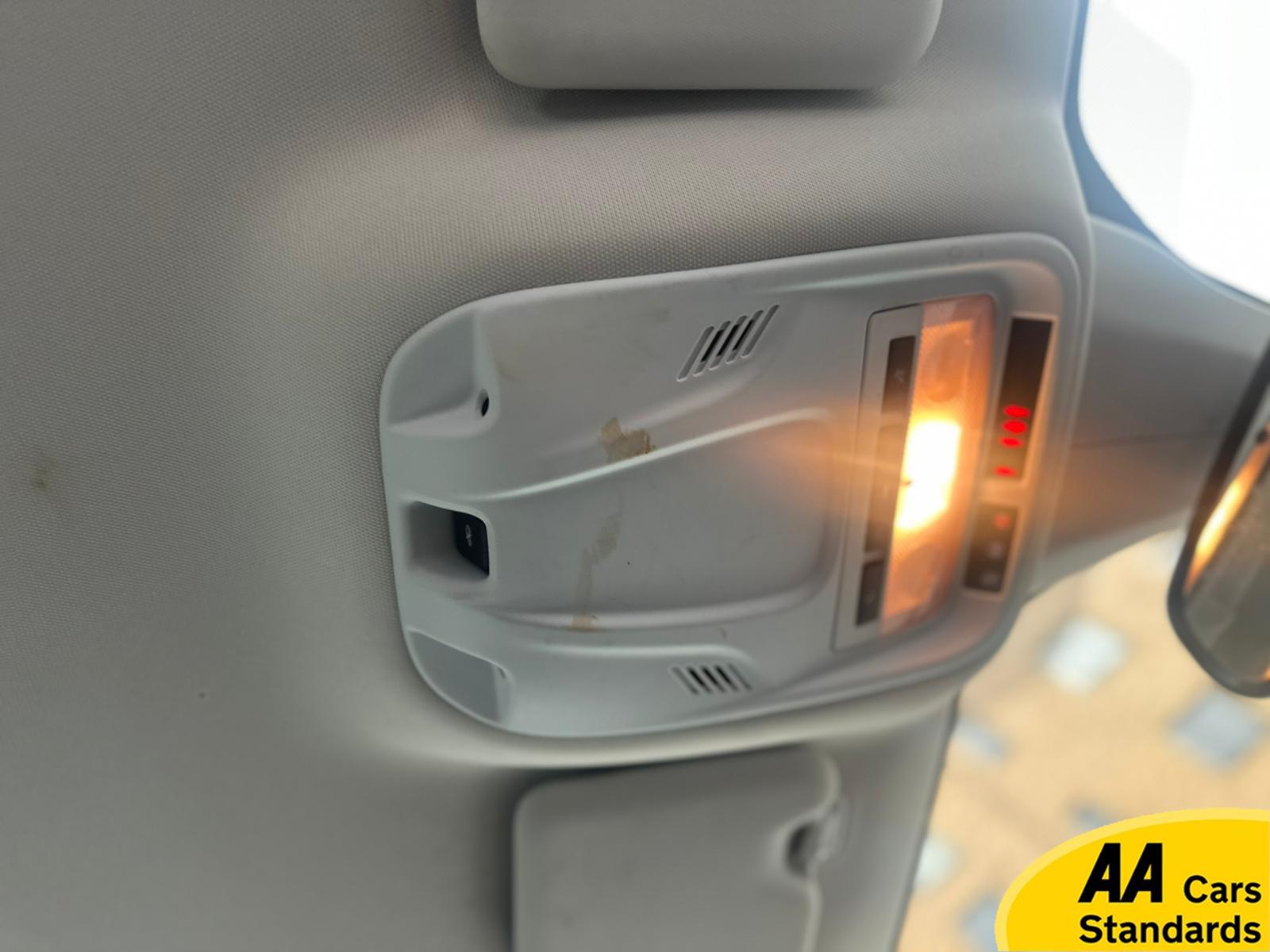 Vauxhall Grandland X 1.2 Turbo GPF SE SUV 5dr Petrol Manual Euro 6 (s/s) (130 ps)