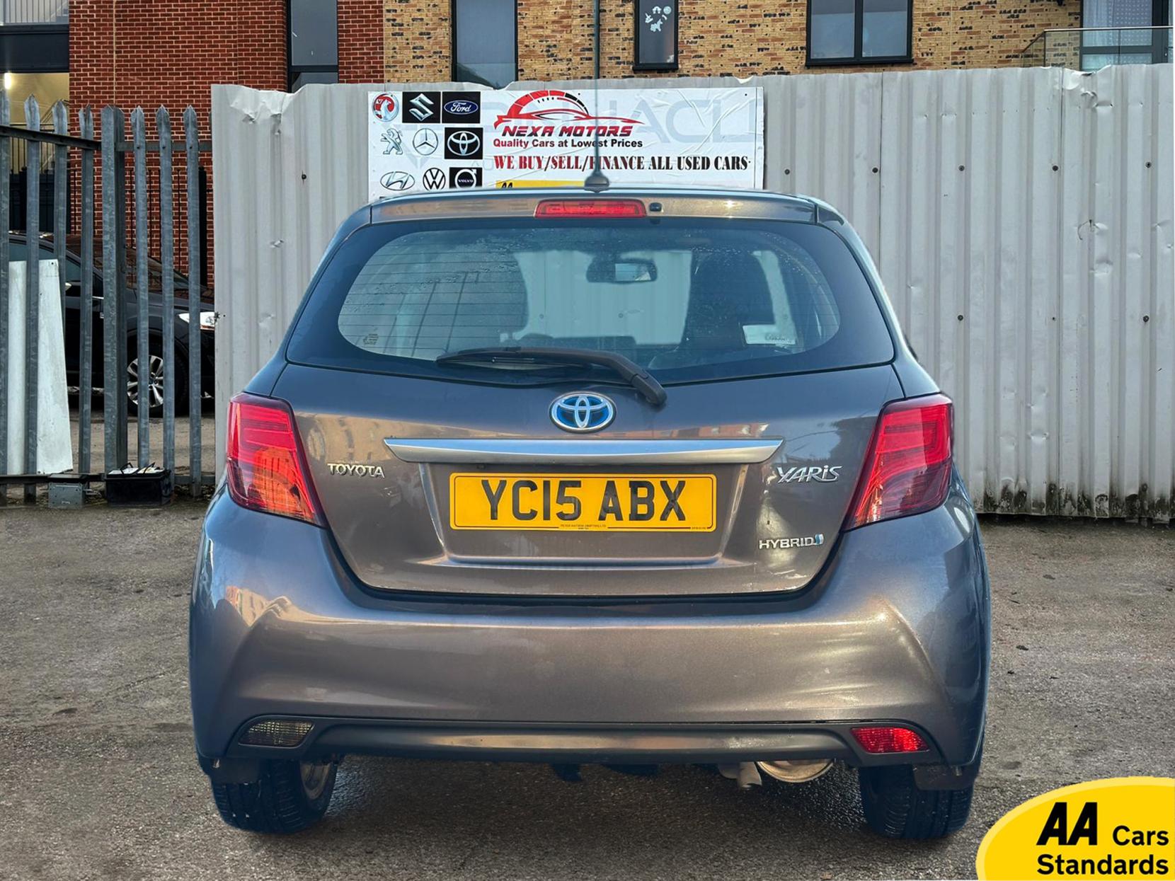 Toyota Yaris 1.5 VVT-h Excel Hatchback 5dr Petrol Hybrid E-CVT Euro 6 (15in Alloy) (101 ps)