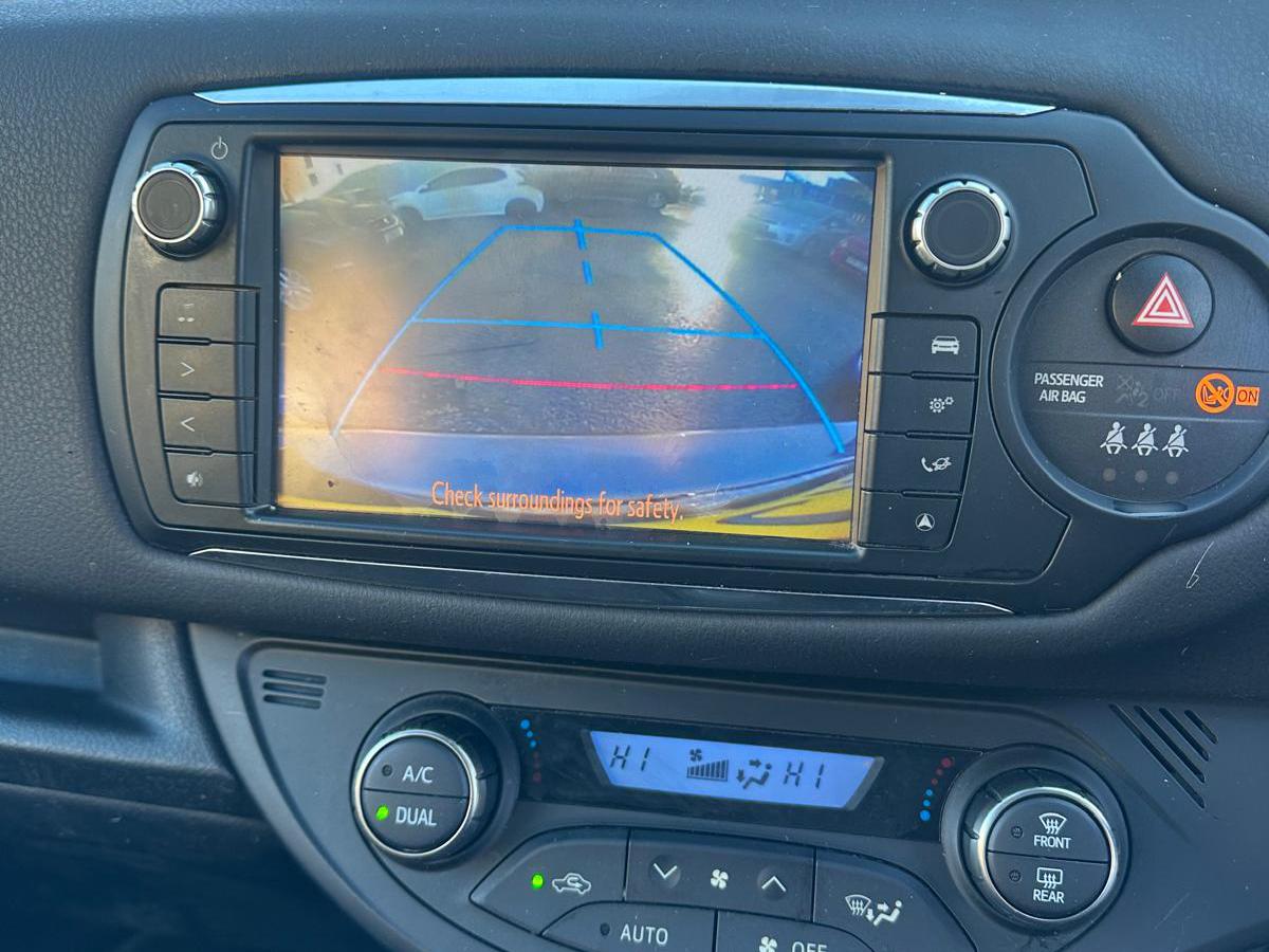 Toyota Yaris 1.5 VVT-h Excel Hatchback 5dr Petrol Hybrid E-CVT Euro 6 (15in Alloy) (101 ps)