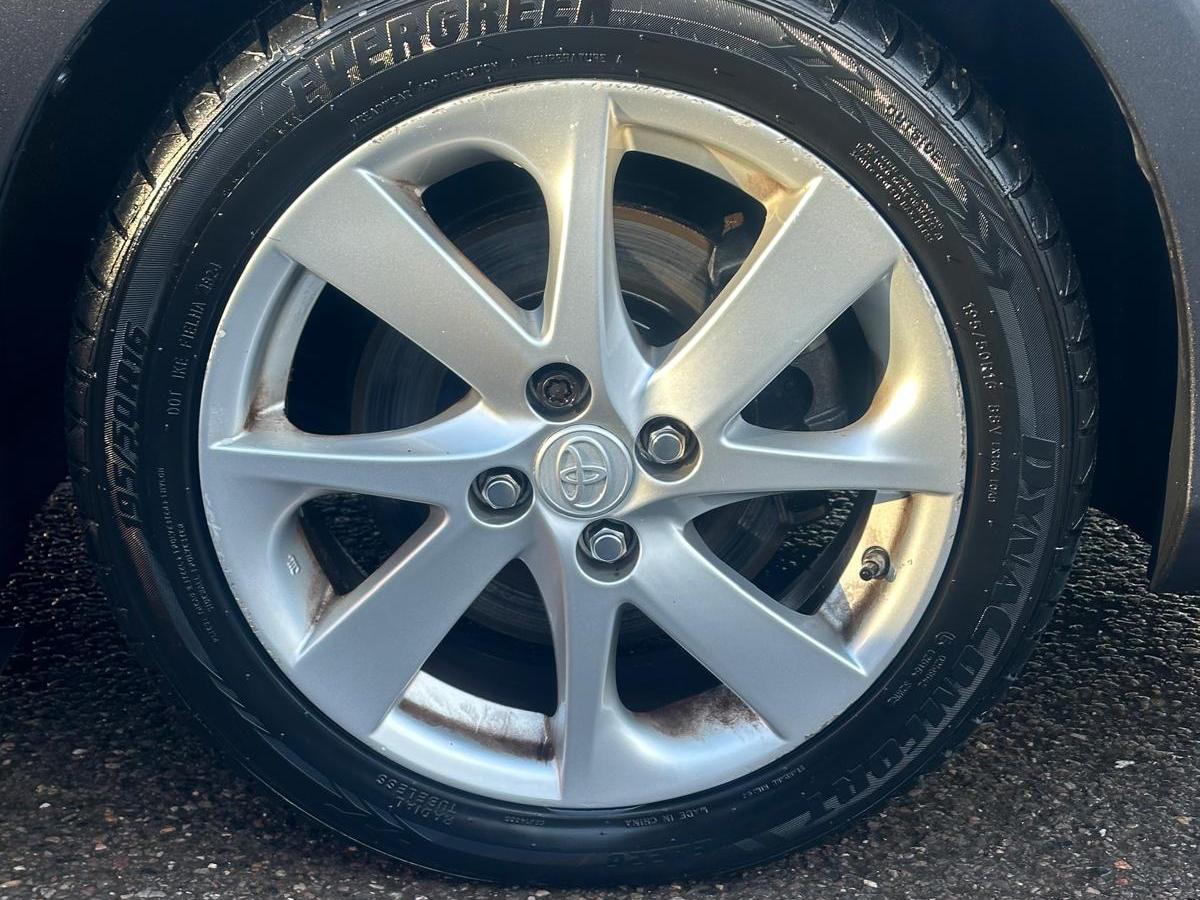 Toyota Yaris 1.5 VVT-h Excel Hatchback 5dr Petrol Hybrid E-CVT Euro 6 (15in Alloy) (101 ps)