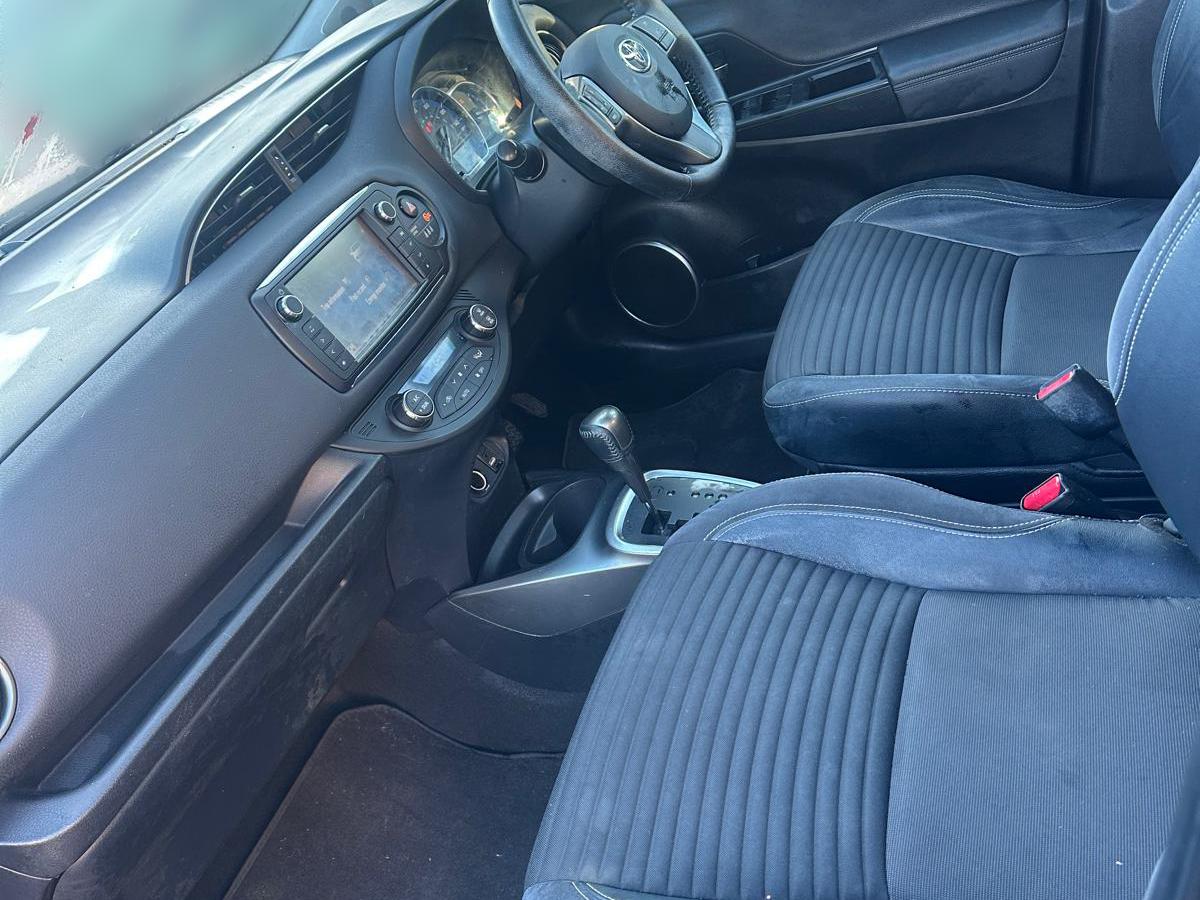 Toyota Yaris 1.5 VVT-h Excel Hatchback 5dr Petrol Hybrid E-CVT Euro 6 (15in Alloy) (101 ps)