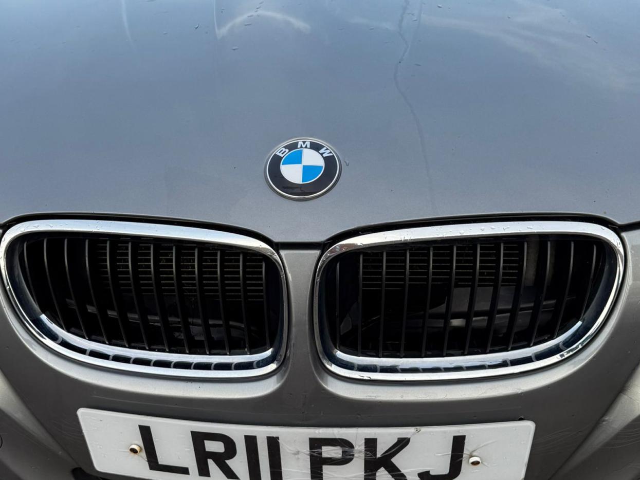 BMW 3 Series 2.0 318i SE Touring 5dr Petrol Steptronic Euro 5 (143 ps)