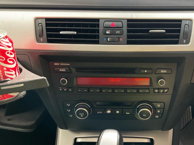 BMW 3 Series 2.0 318i SE Touring 5dr Petrol Steptronic Euro 5 (143 ps)