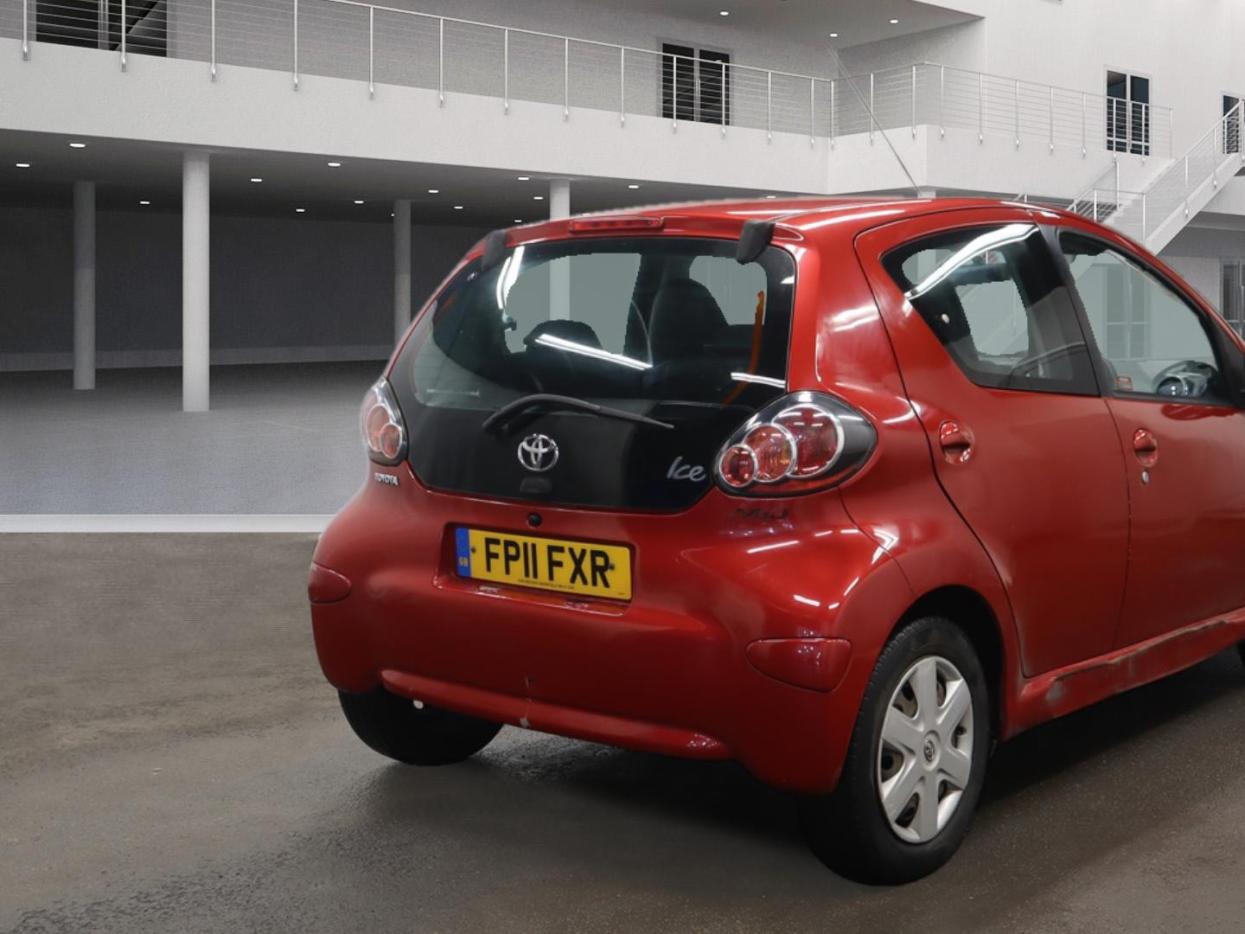 Toyota AYGO 1.0 VVT-i Ice Hatchback 5dr Petrol MultiMode Euro 5 (67 ps)