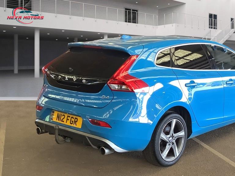 Volvo V40 2.0 D4 R-Design Lux Nav Hatchback 5dr Diesel Manual Euro 6 (s/s) (190 ps)