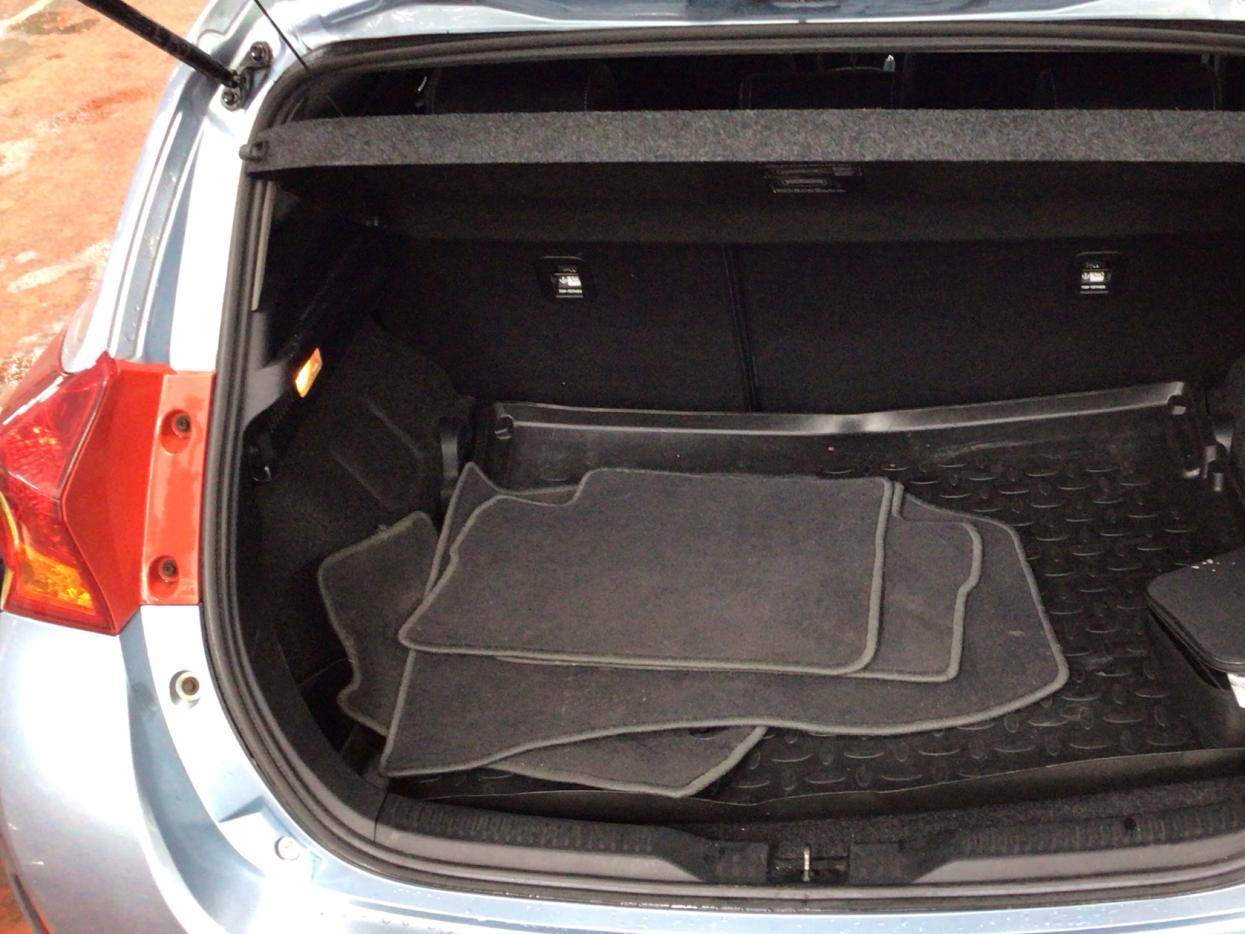 Toyota Auris 1.6 V-Matic Excel Hatchback 5dr Petrol Multidrive S Euro 5 (132 ps)