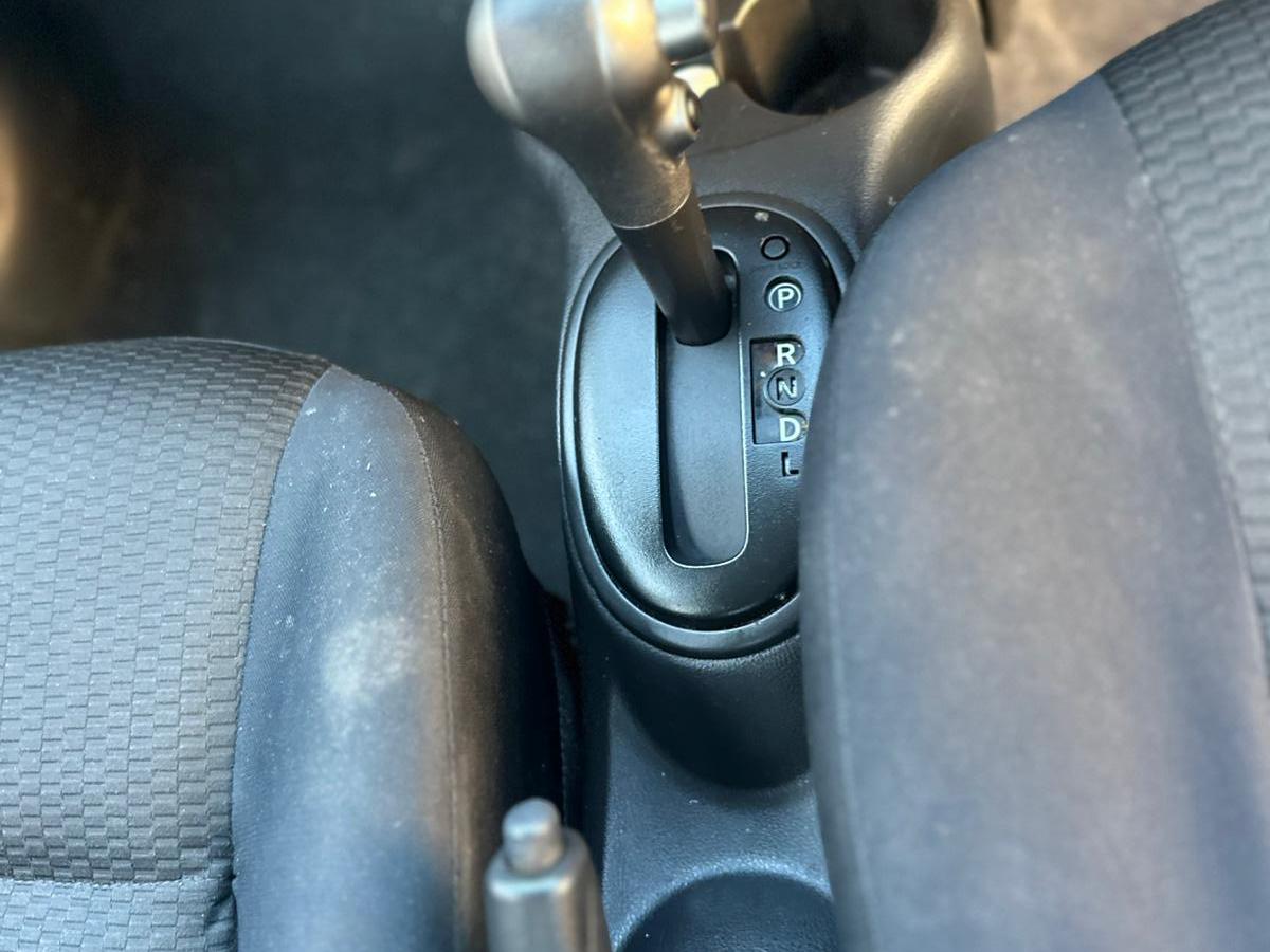 Nissan Micra 1.2 12V Acenta Hatchback 5dr Petrol CVT Euro 5 (80 ps)