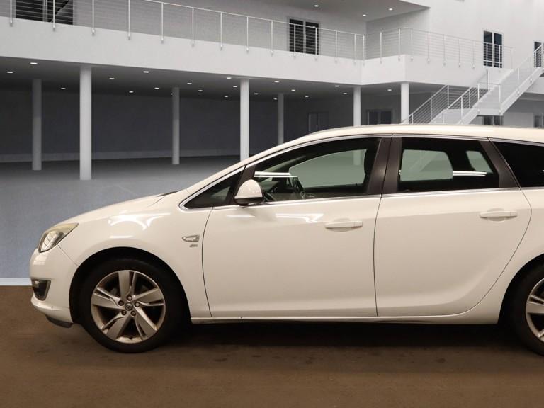 Vauxhall Astra 1.6 16V SRi Sports Tourer 5dr Petrol Auto Euro 5 (115 ps)