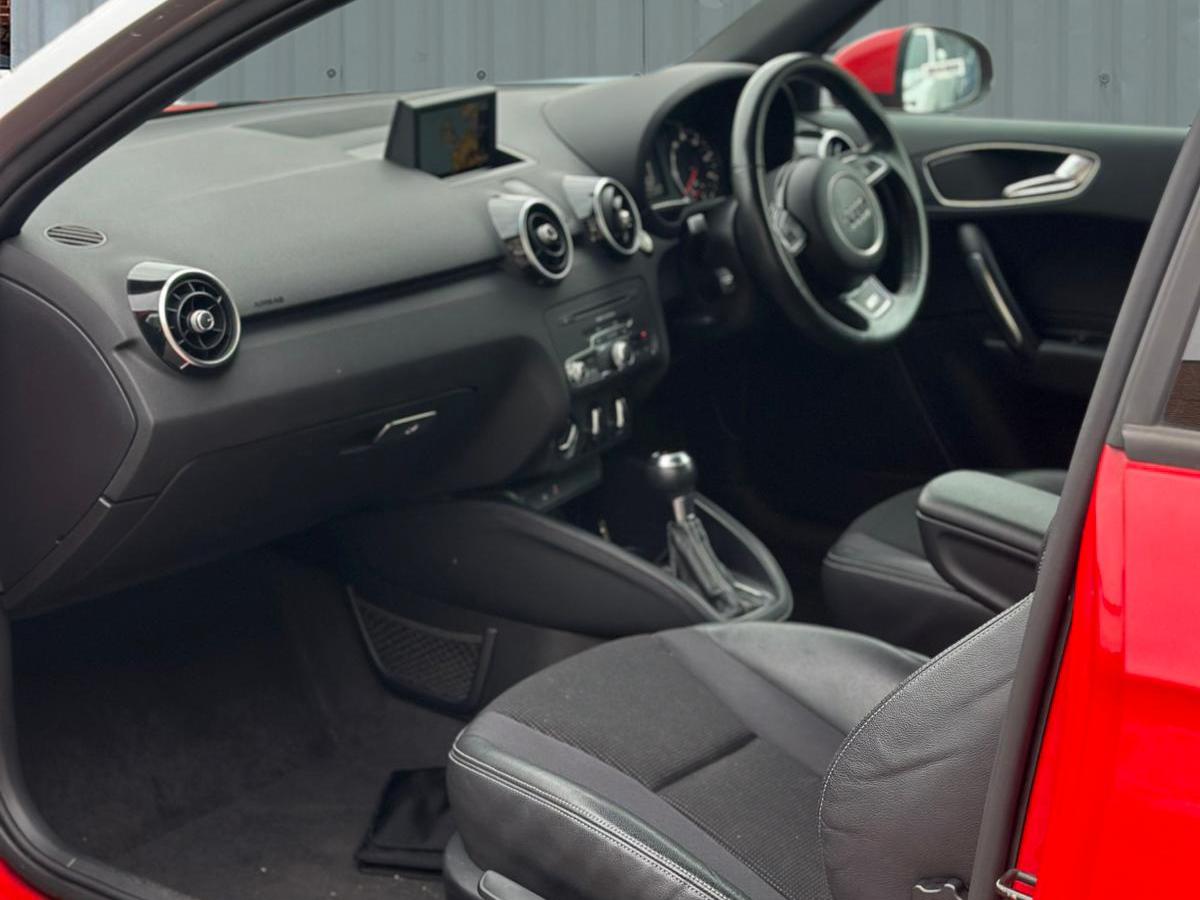 Audi A1 1.4 TFSI S line Hatchback 3dr Petrol S Tronic Euro 5 (s/s) (122 ps)