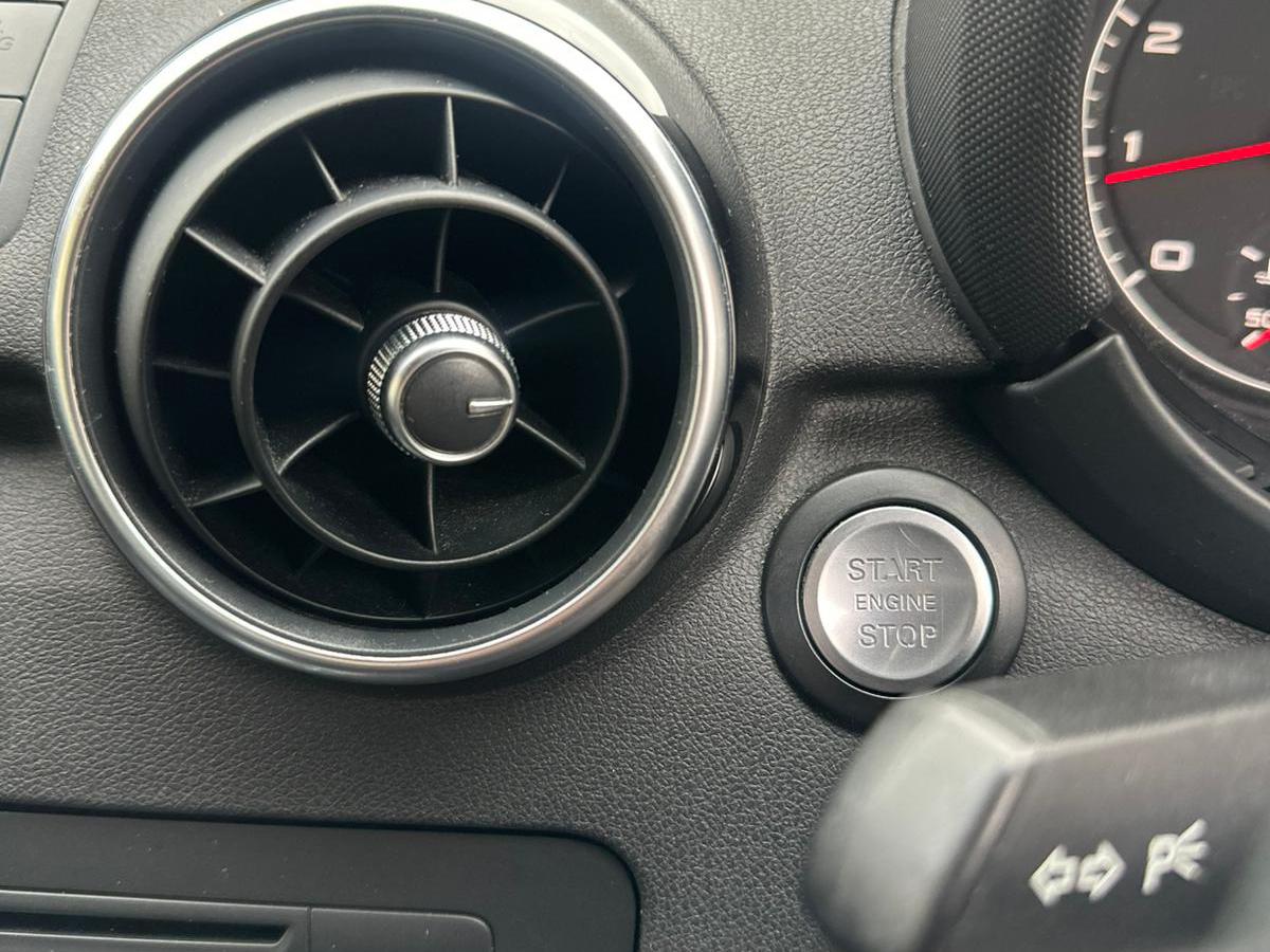 Audi A1 1.4 TFSI S line Hatchback 3dr Petrol S Tronic Euro 5 (s/s) (122 ps)