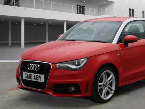 Audi A1 1.4 TFSI S line Hatchback 3dr Petrol S Tronic Euro 5 (s/s) (122 ps)